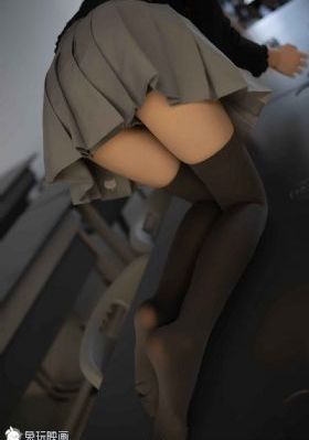 秋霞电